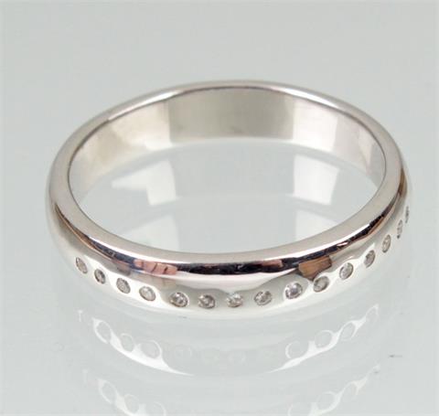 Ring mit weißen Saphiren - WG 375